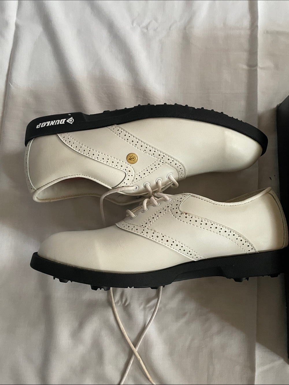 Dunlop Men's White Golf Shoes with Black Sole